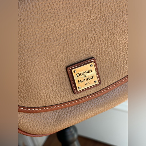 Dooney & Bourke Pebble Grain Hallie Crossbody - Picture 2 of 12